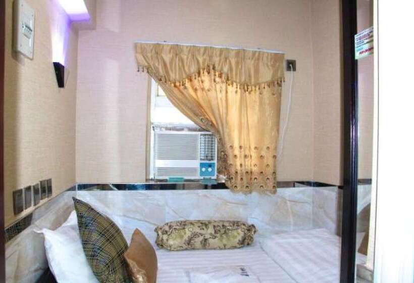 هتل Temple Street