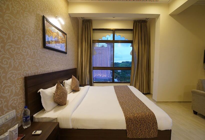 호텔 The Lake View Palace