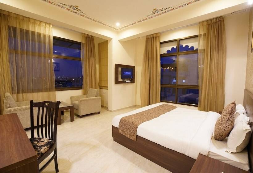 호텔 The Lake View Palace