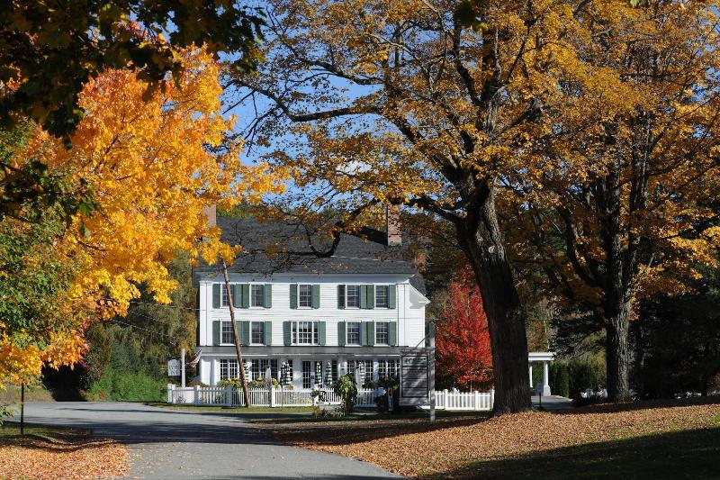 فندق The Lyme Inn