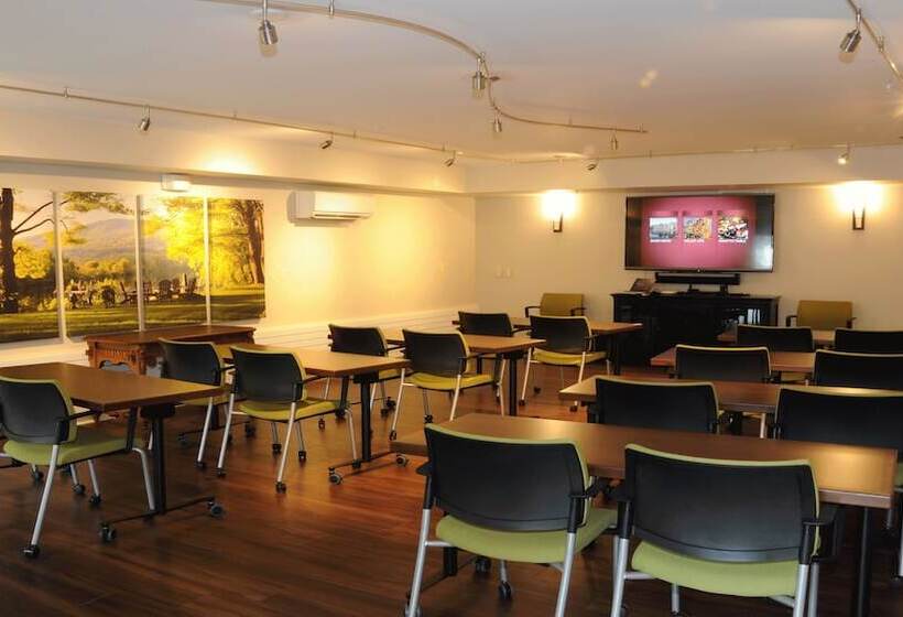 فندق The Lyme Inn