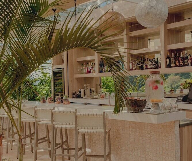 فندق The Retreat Costa Rica   Wellness Resort & Spa