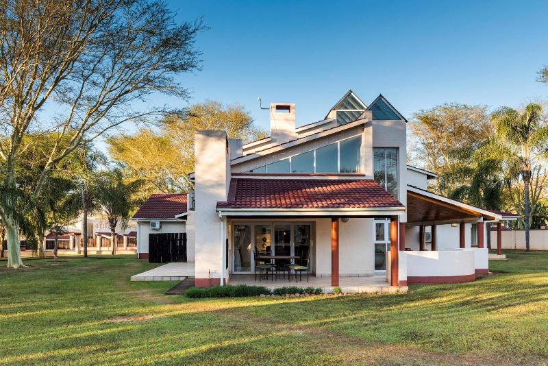 בית מלון כפרי The Royal Villas Swaziland