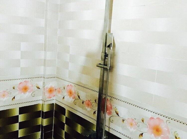 هتل Vang Vieng Sunrise View Resort