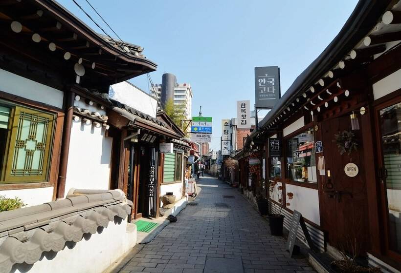 Insadong Hostel
