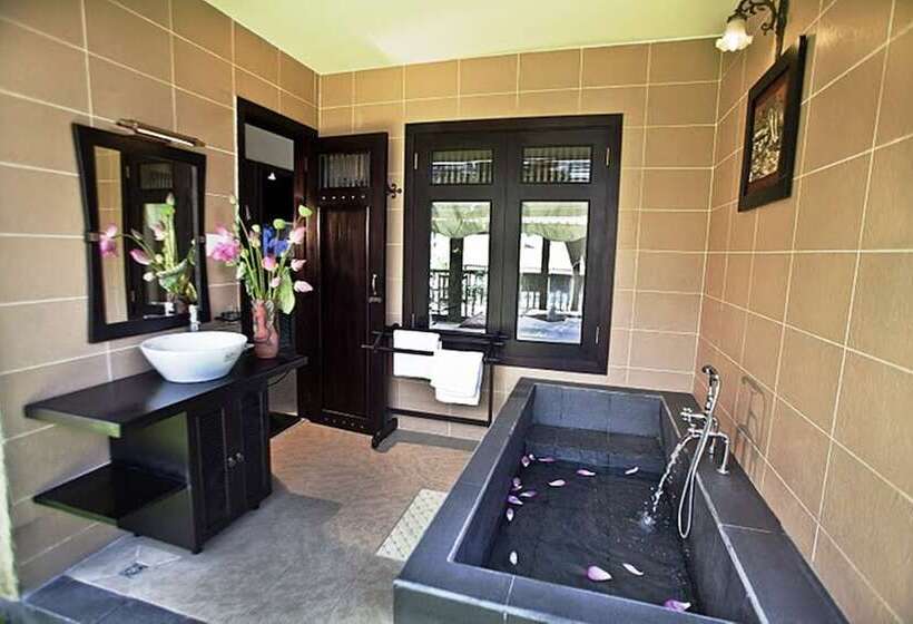 Lotus Village Resort Muine