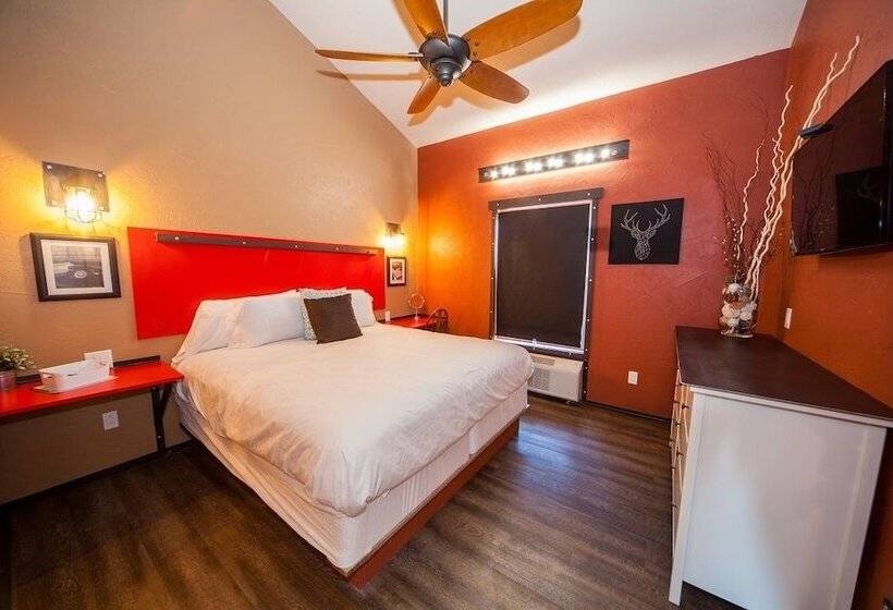 모텔 Log Cabin Lodge & Suites