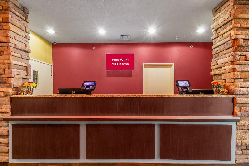 מוטל Red Roof Inn Georgetown, In   Louisville West