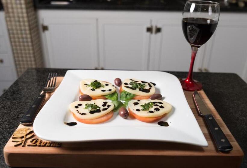 פנסיון Bohemian Guesthouse   Pretoria