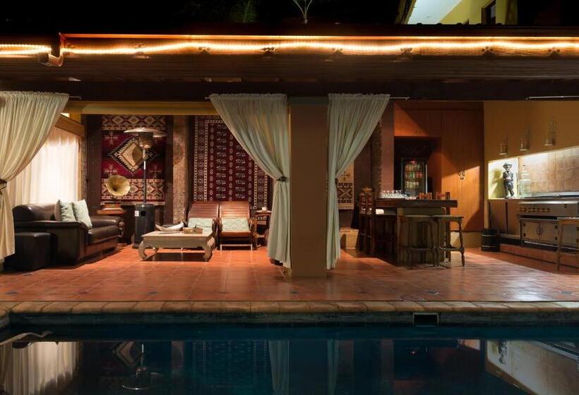 פנסיון Bohemian Guesthouse   Pretoria