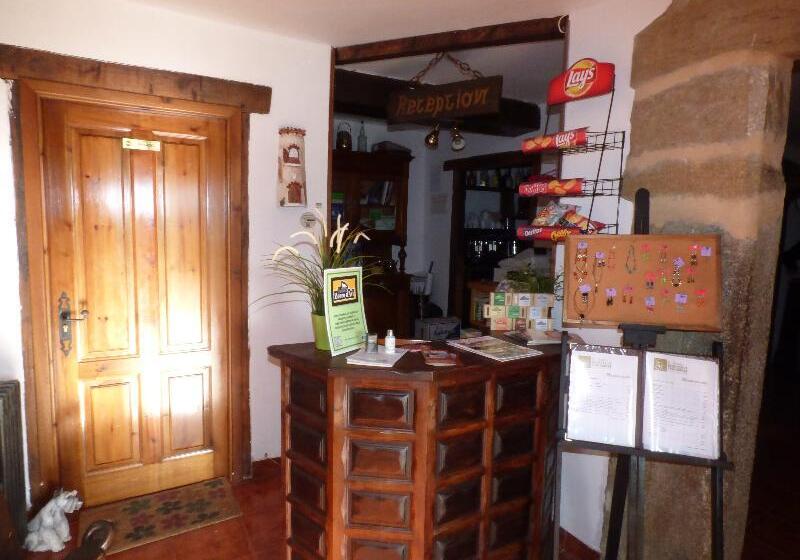 פנסיון La Posada De Pedrazales