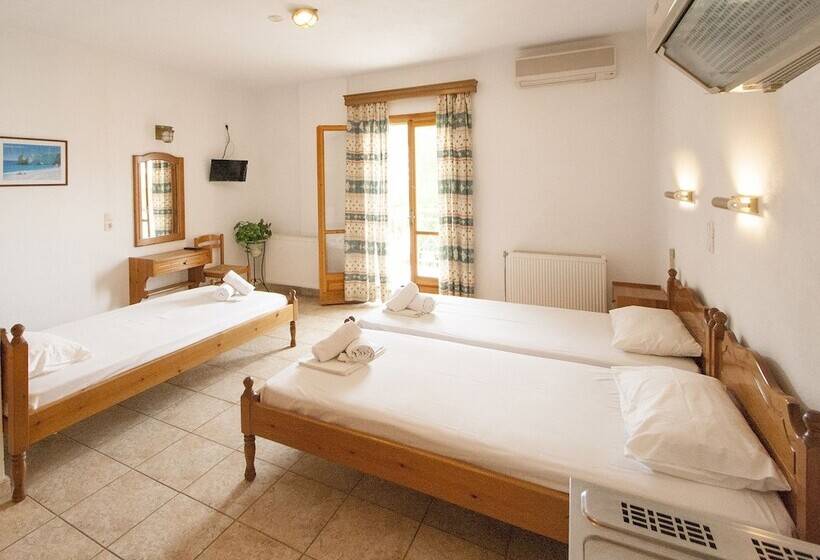 פנסיון Laura Skiathos