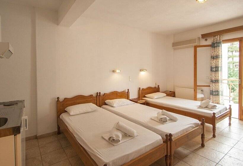 פנסיון Laura Skiathos