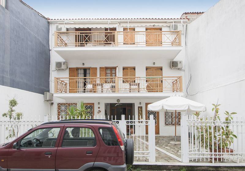 פנסיון Laura Skiathos