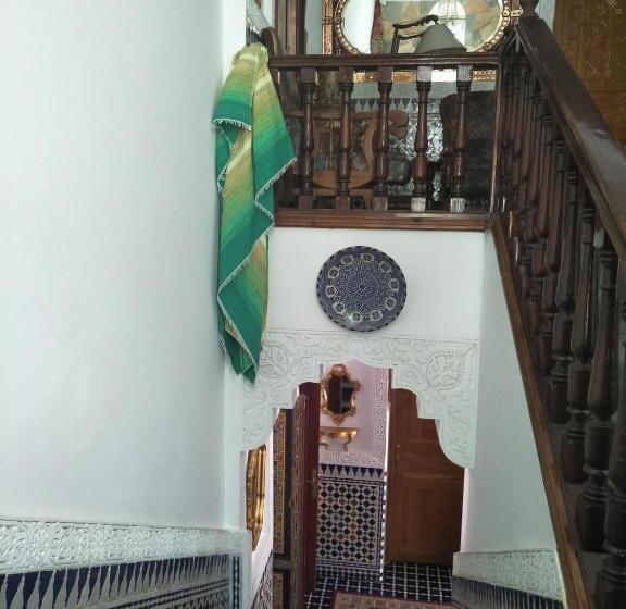 بنسيون Malabata Guest House