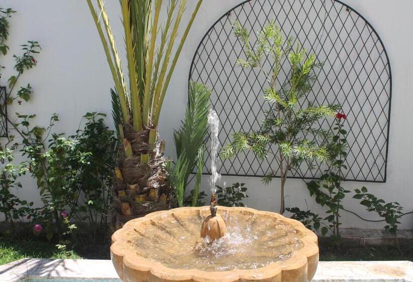 بنسيون Malabata Guest House