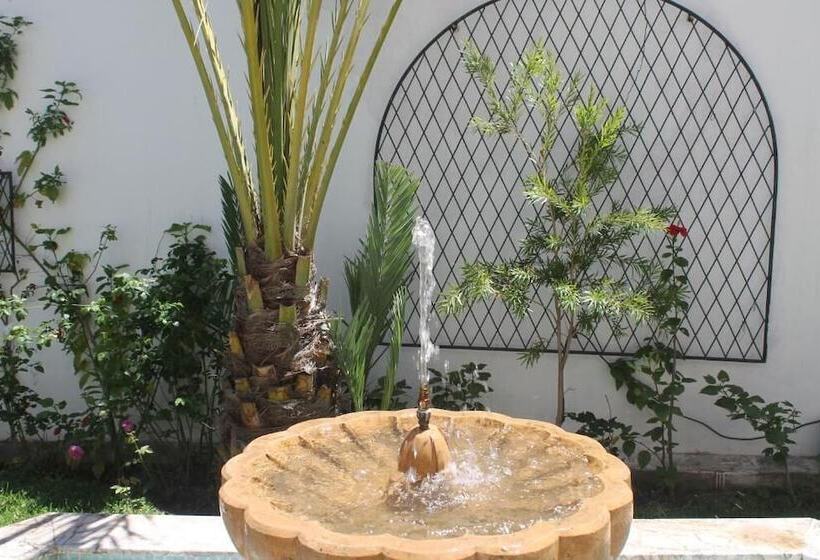 بنسيون Malabata Guest House