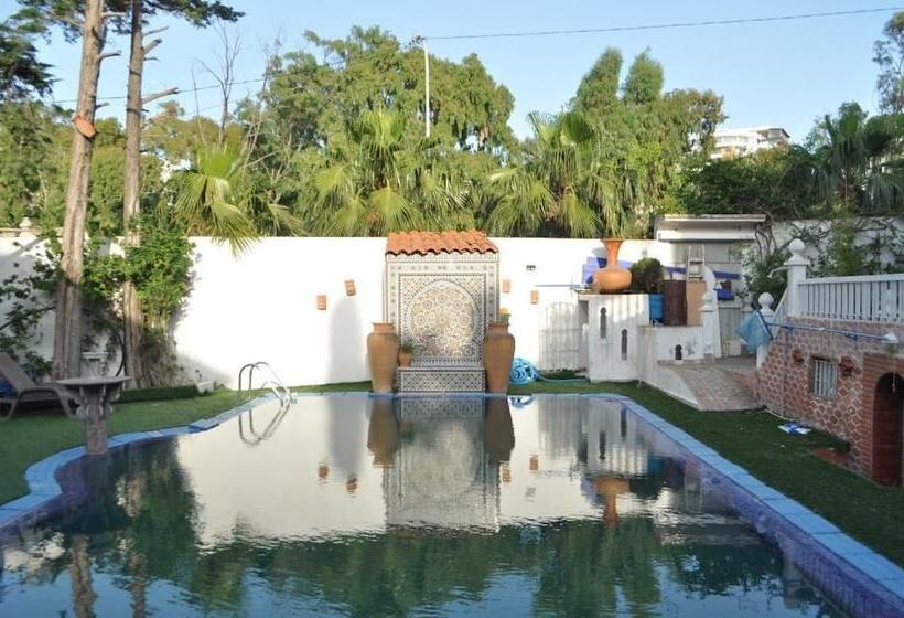 بنسيون Malabata Guest House