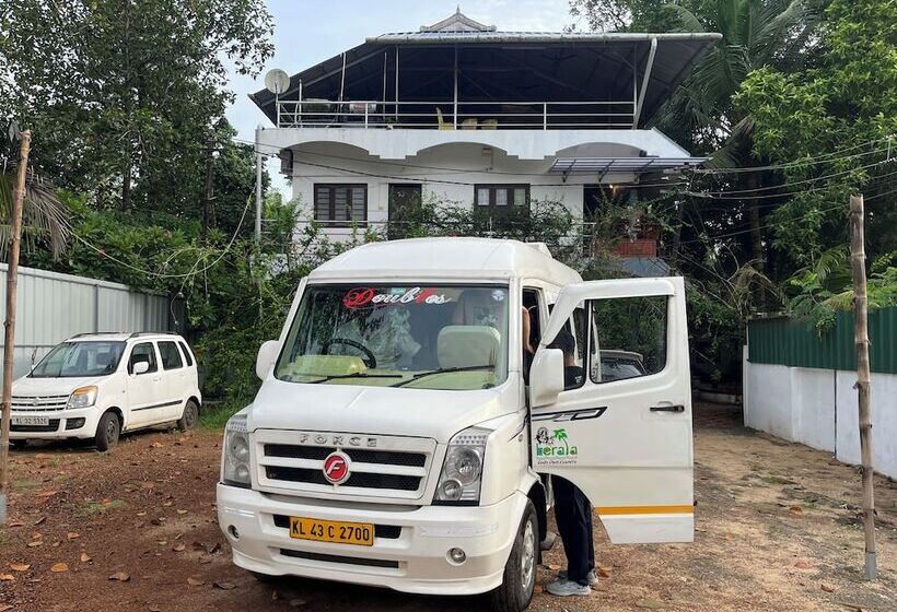 Пансион Marari Beach Villas