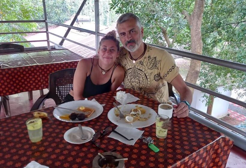 Пансион Marari Beach Villas