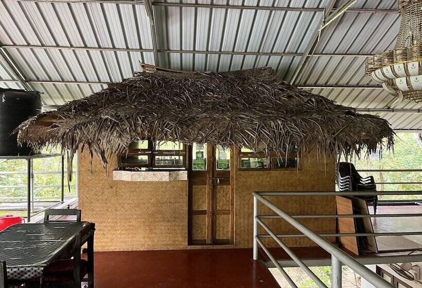 Пансион Marari Beach Villas