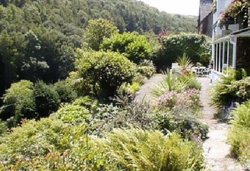 ペンション Woodlands Guesthouse