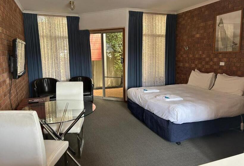 Portarlington Beach Motel