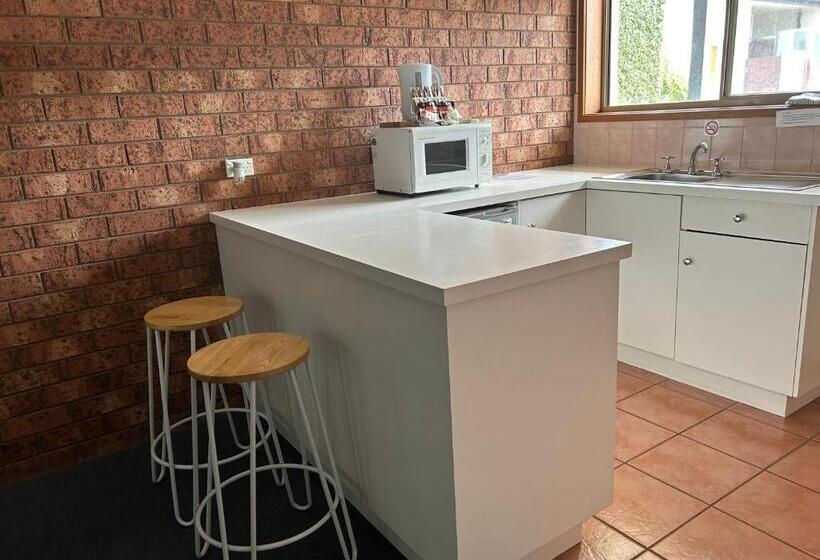 Portarlington Beach Motel