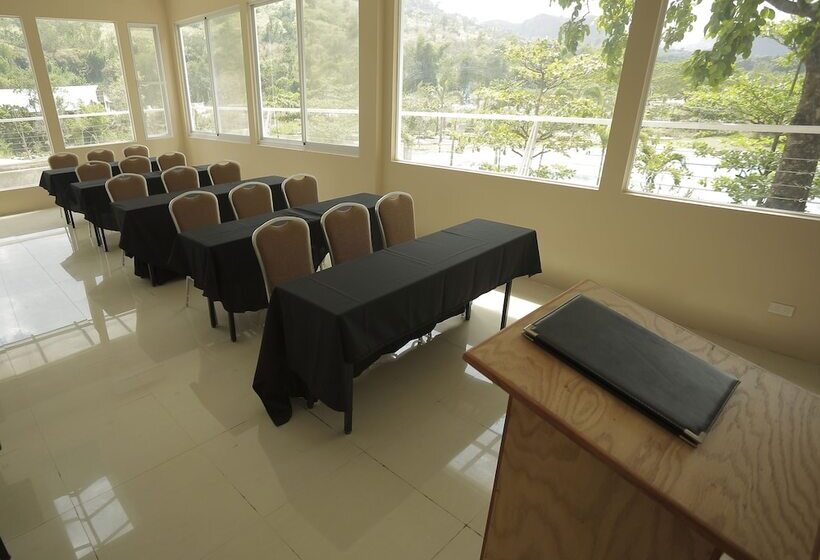 استراحتگاه Green Canyon Leisure Farms