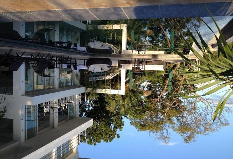 استراحتگاه Ocean Suites Bohol Boutique