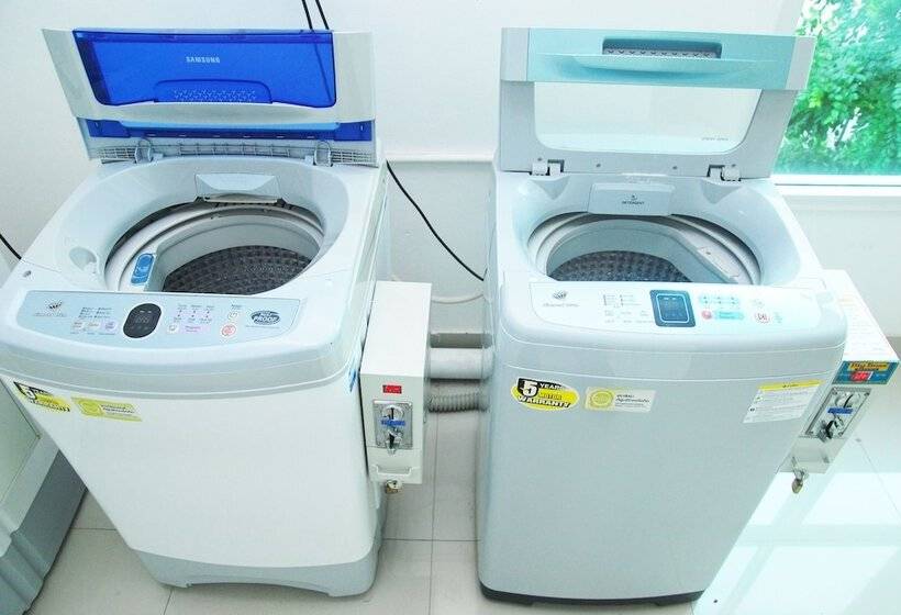 Riski Residence Ngamwongwan