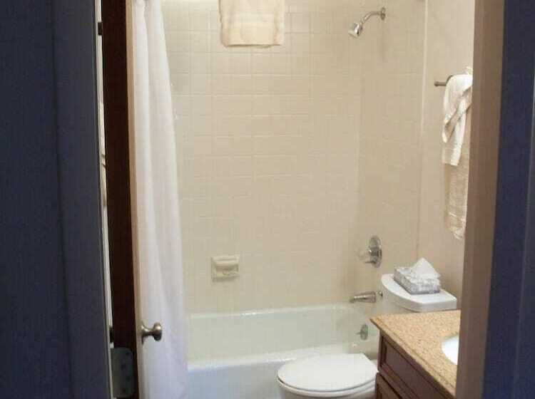 Shadow Mountain Lodge