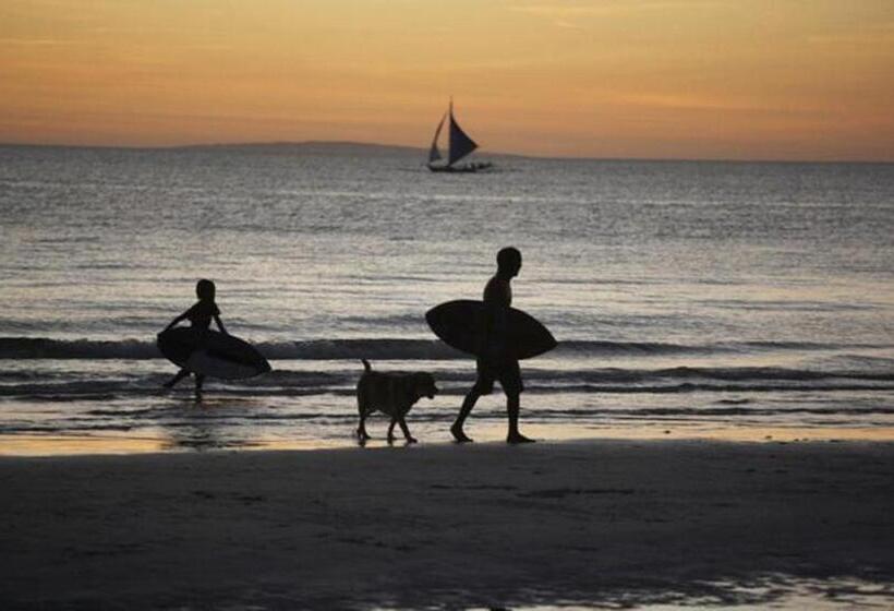 Shore Time Hotel Boracay