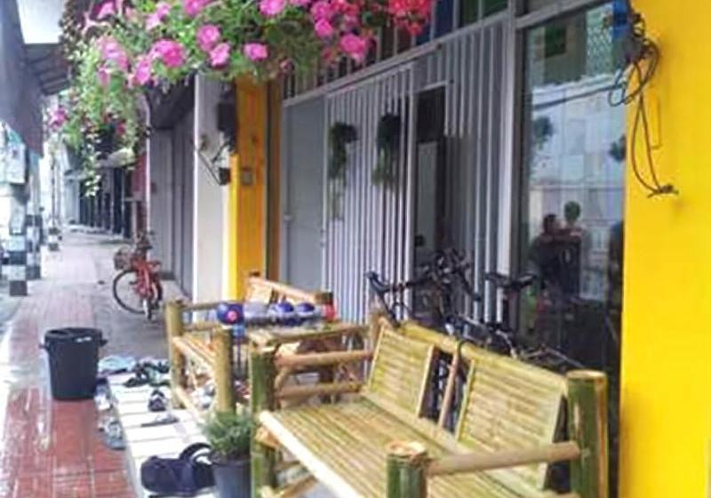 הוסטל The Living Place 3