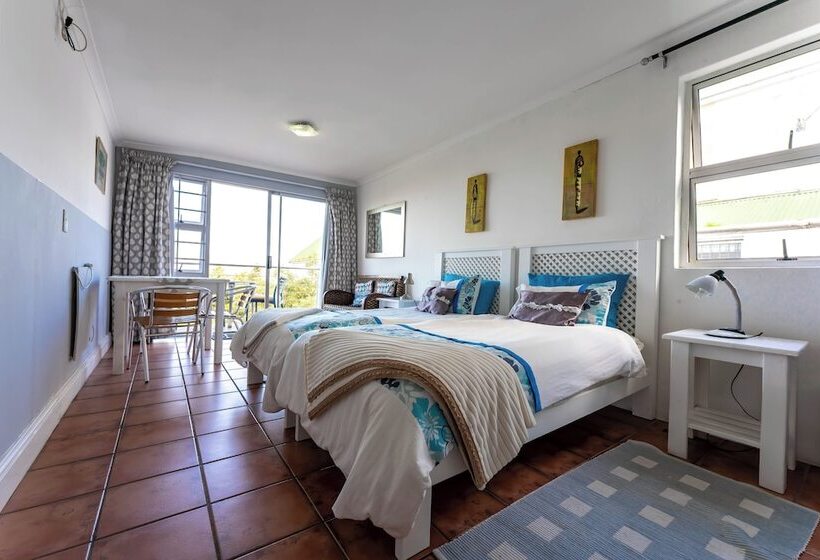 Aestas Bed & Breakfast