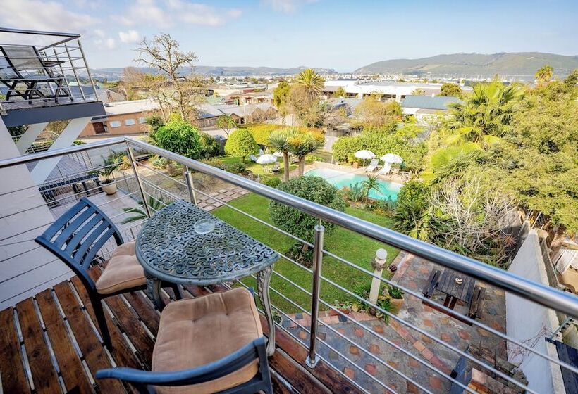 Aestas Bed & Breakfast