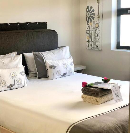 Общежитие @ Rosie S