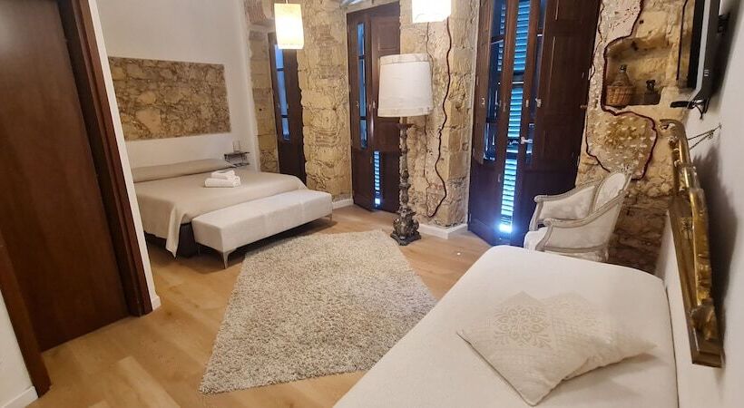 مبيت وإفطار Beni Benius