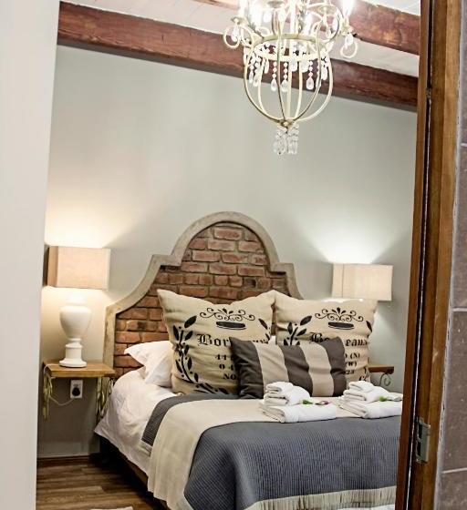 צימר Cape Karoo Guesthouse