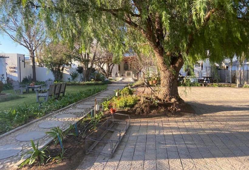 צימר Cape Karoo Guesthouse