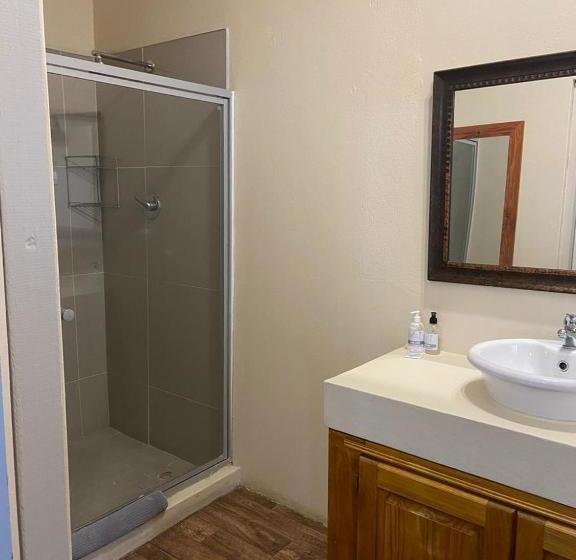 צימר Cape Karoo Guesthouse