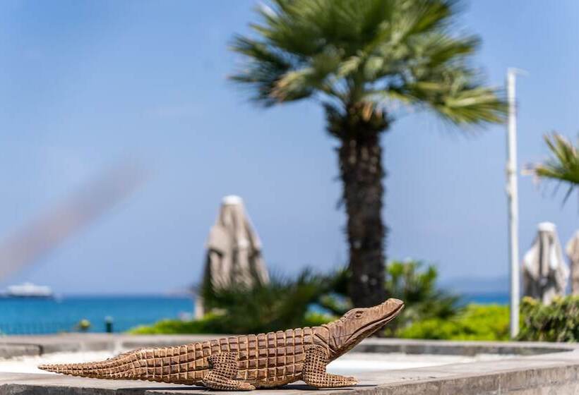 Casa Dell Arte Hotel Of Arts & Leisure