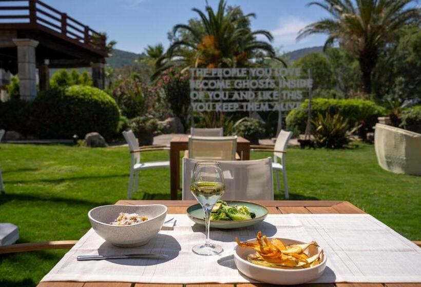 Casa Dell Arte Hotel Of Arts & Leisure