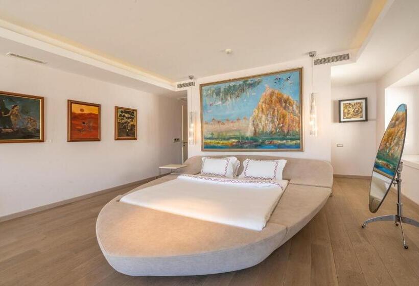 Casa Dell Arte Hotel Of Arts & Leisure