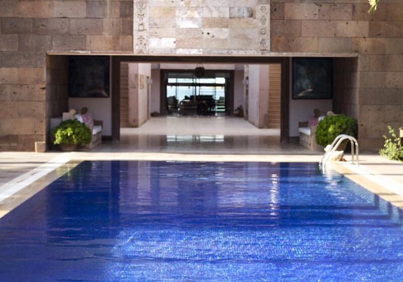 Casa Dell Arte Hotel Of Arts & Leisure