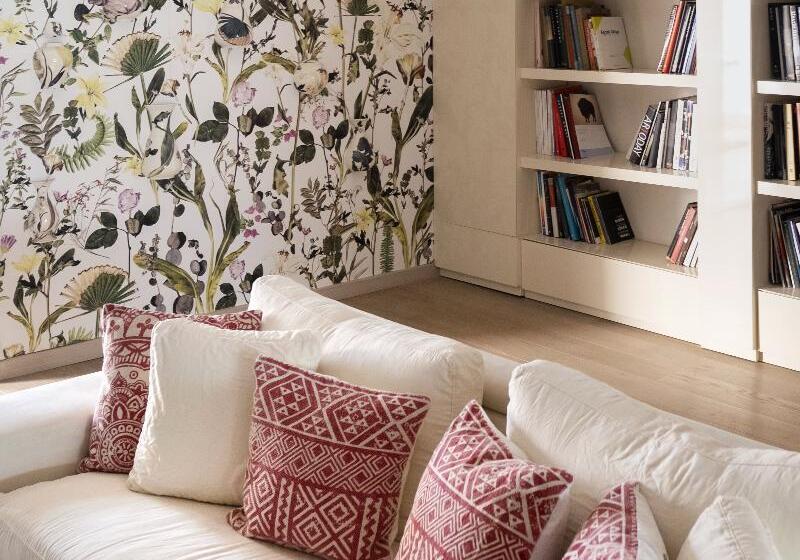 Casa Dell Arte Hotel Of Arts & Leisure