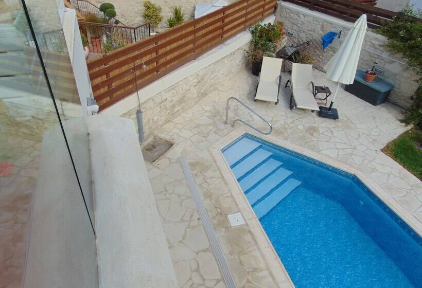 Charalambos Holiday Cottage