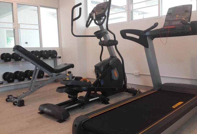 Des Res Hotel And Residence