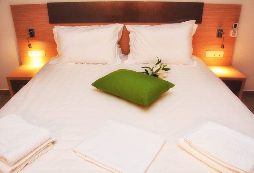 בית מלון כפרי Eco Paralia