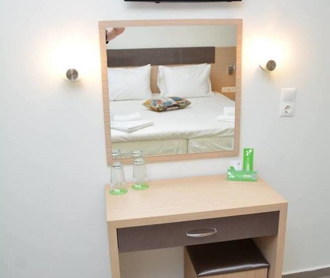 בית מלון כפרי Eco Paralia